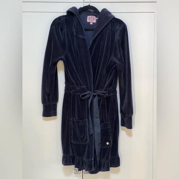 Navy blue velour robe - Picture 2 of 6
